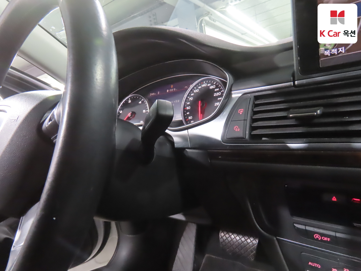 아우디 A6 2015 - 이미지 11