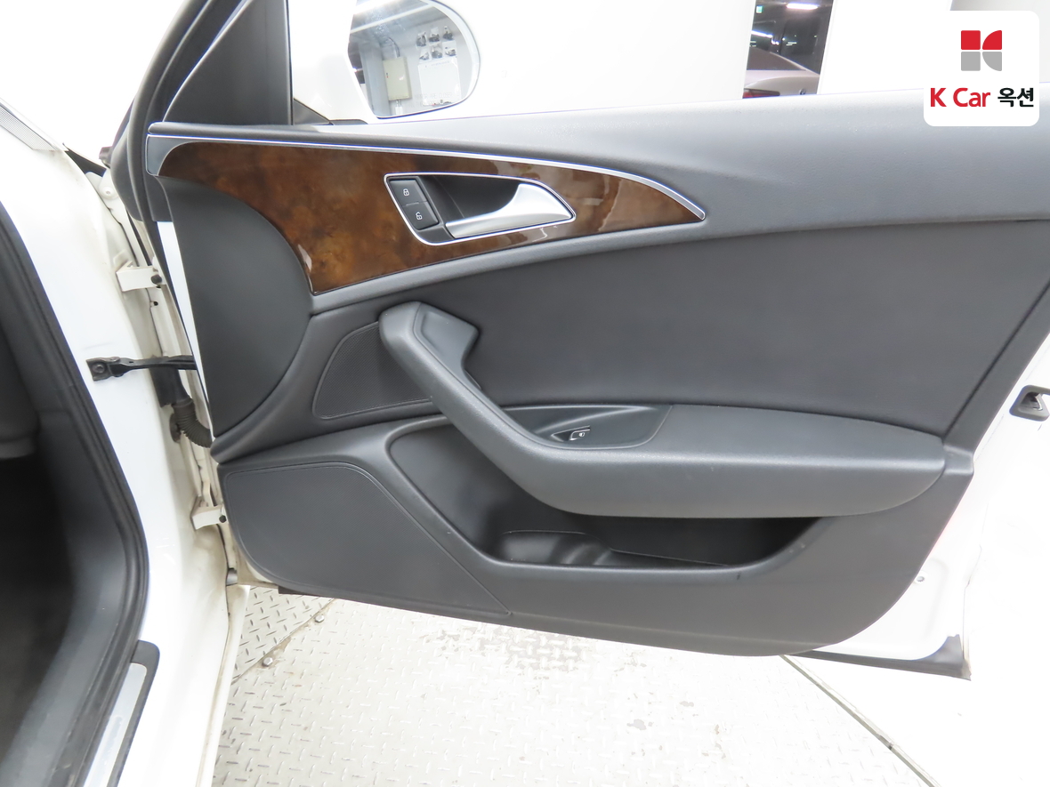 아우디 A6 2015 - 이미지 30