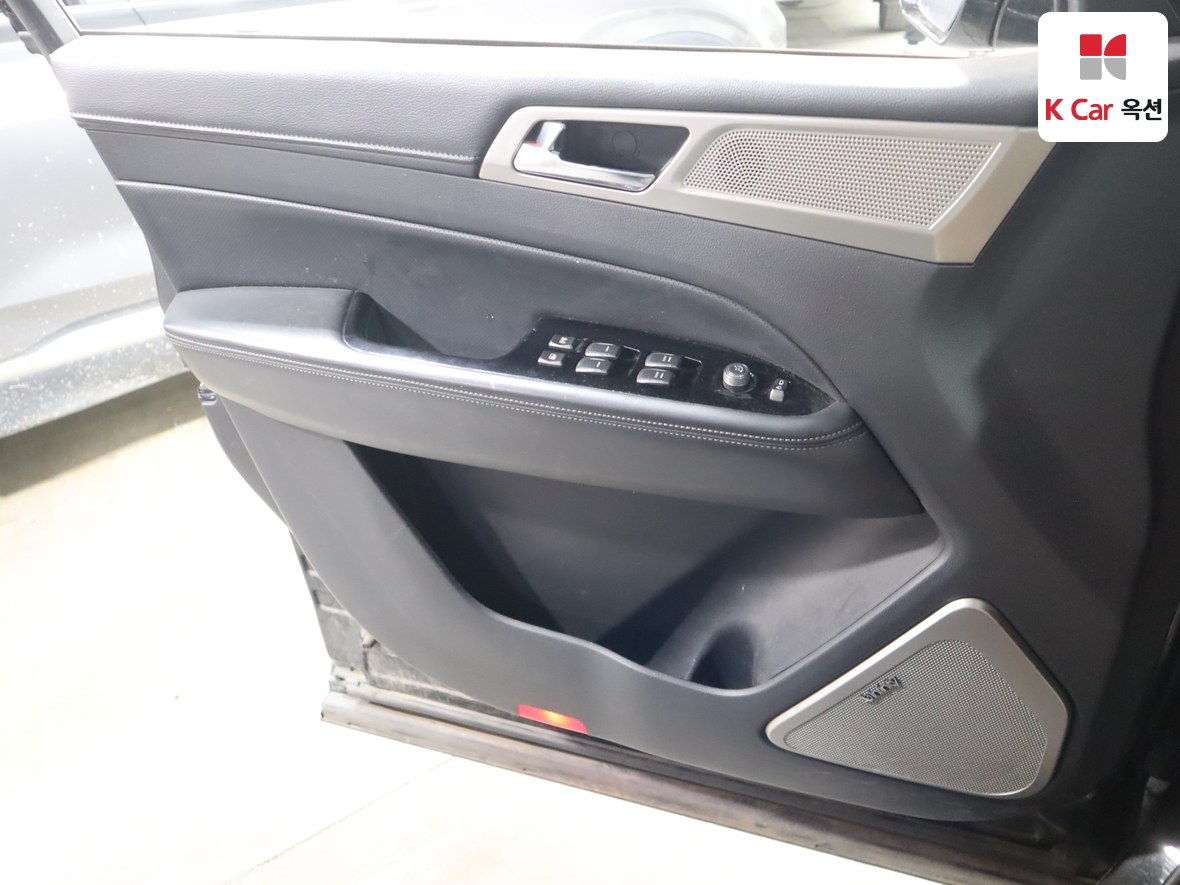 쌍용자동차 렉스턴 2018 - 이미지 8