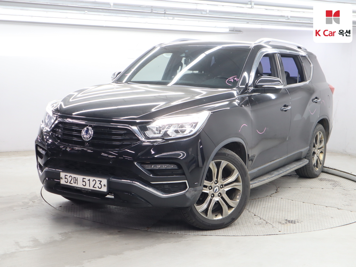 쌍용자동차 렉스턴 2018 - 이미지 1