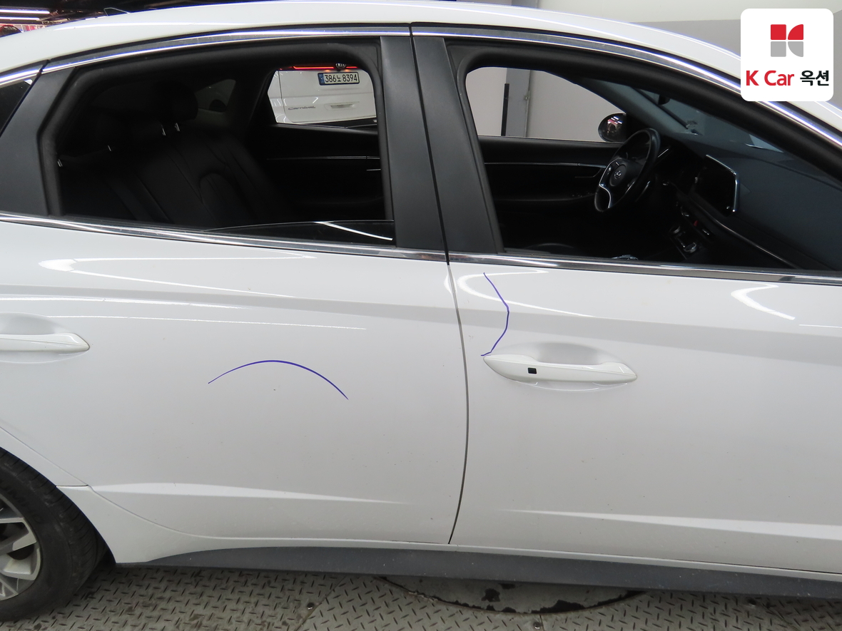 Hyundai Sonata 2023 - Image 40