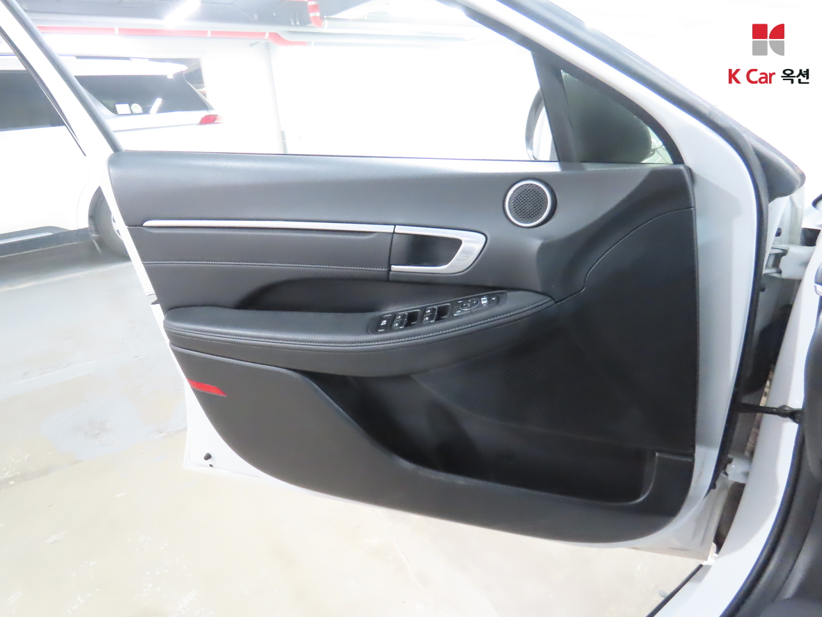 Hyundai Sonata 2023 - Image 8