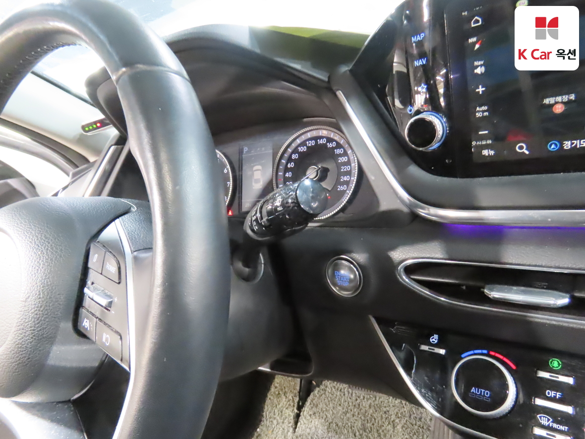 Hyundai Sonata 2023 - Image 11