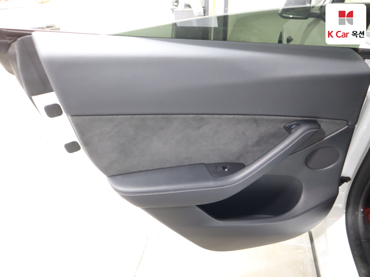 Tesla 모델 2022 - Image 21