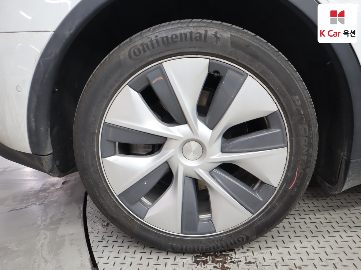 Tesla 모델 2022 - Image 48