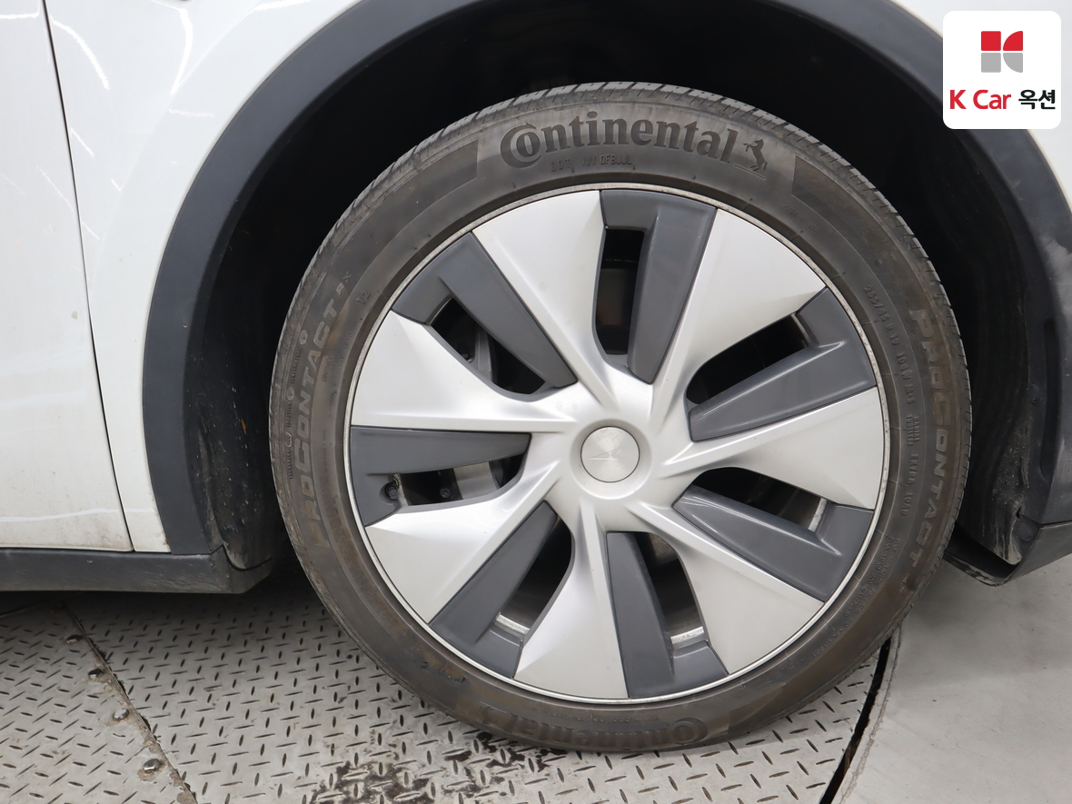 Tesla 모델 2022 - Image 49