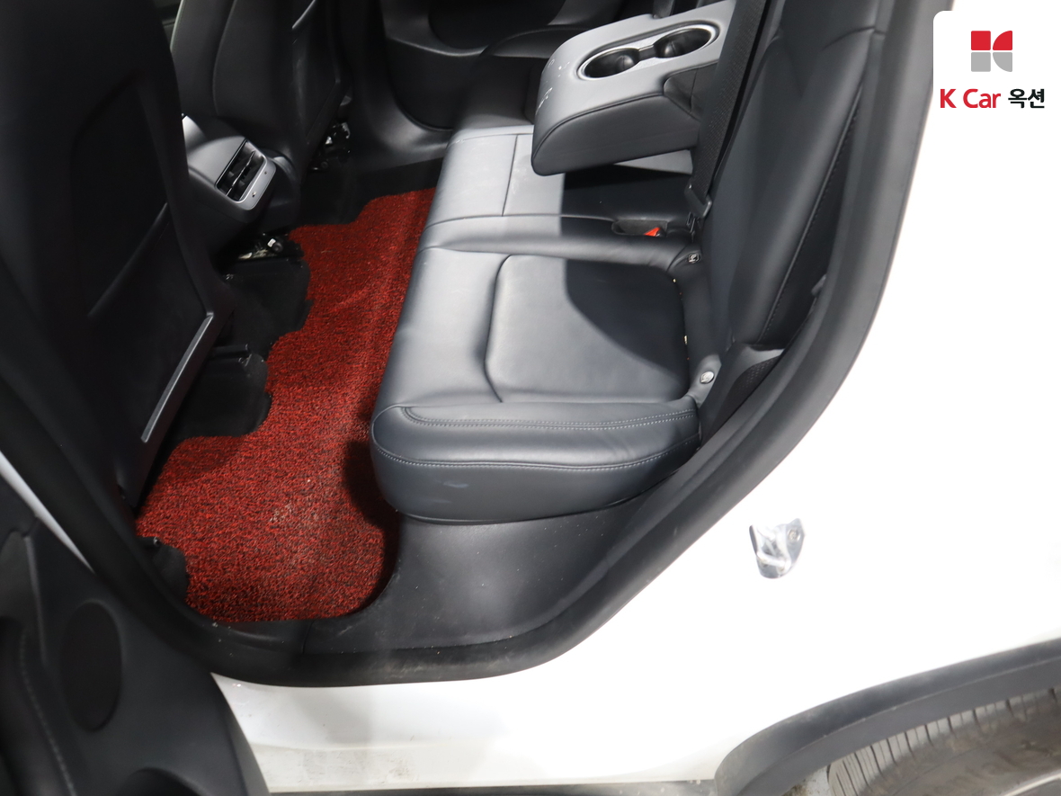 Tesla 모델 2022 - Image 22