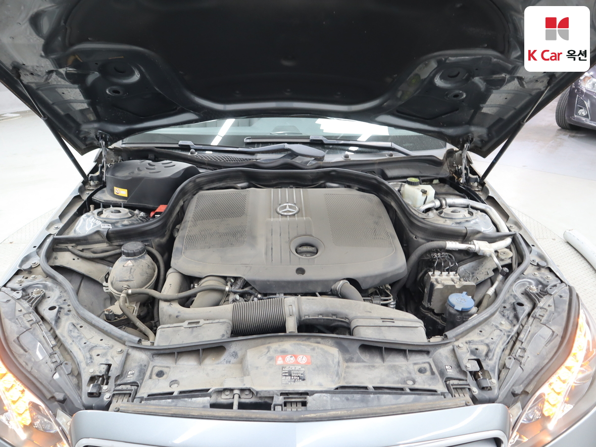 Mercedes-Benz E-Class 2016 - Image 34