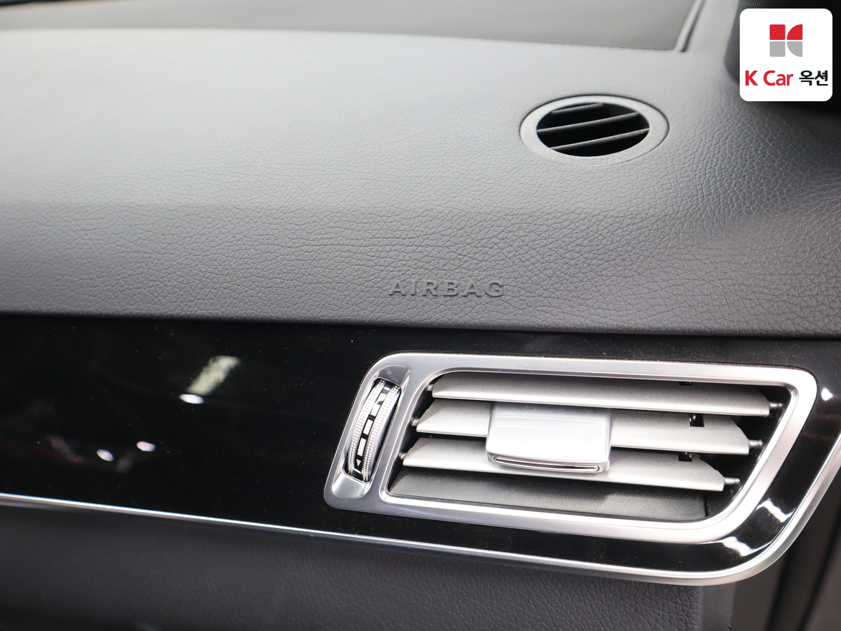 Mercedes-Benz E-Class 2016 - Image 32