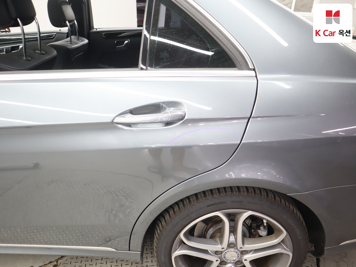 Mercedes-Benz E-Class 2016 - Image 40