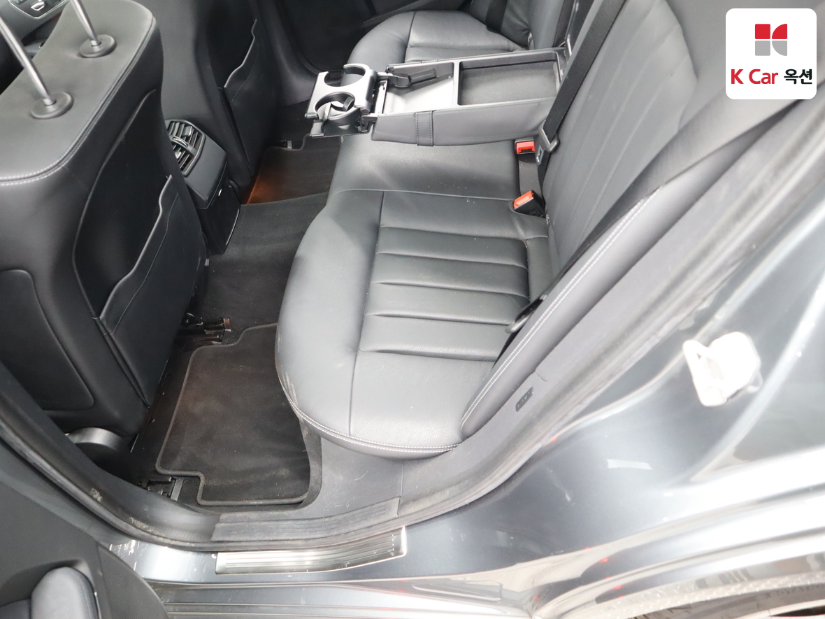 Mercedes-Benz E-Class 2016 - Image 24