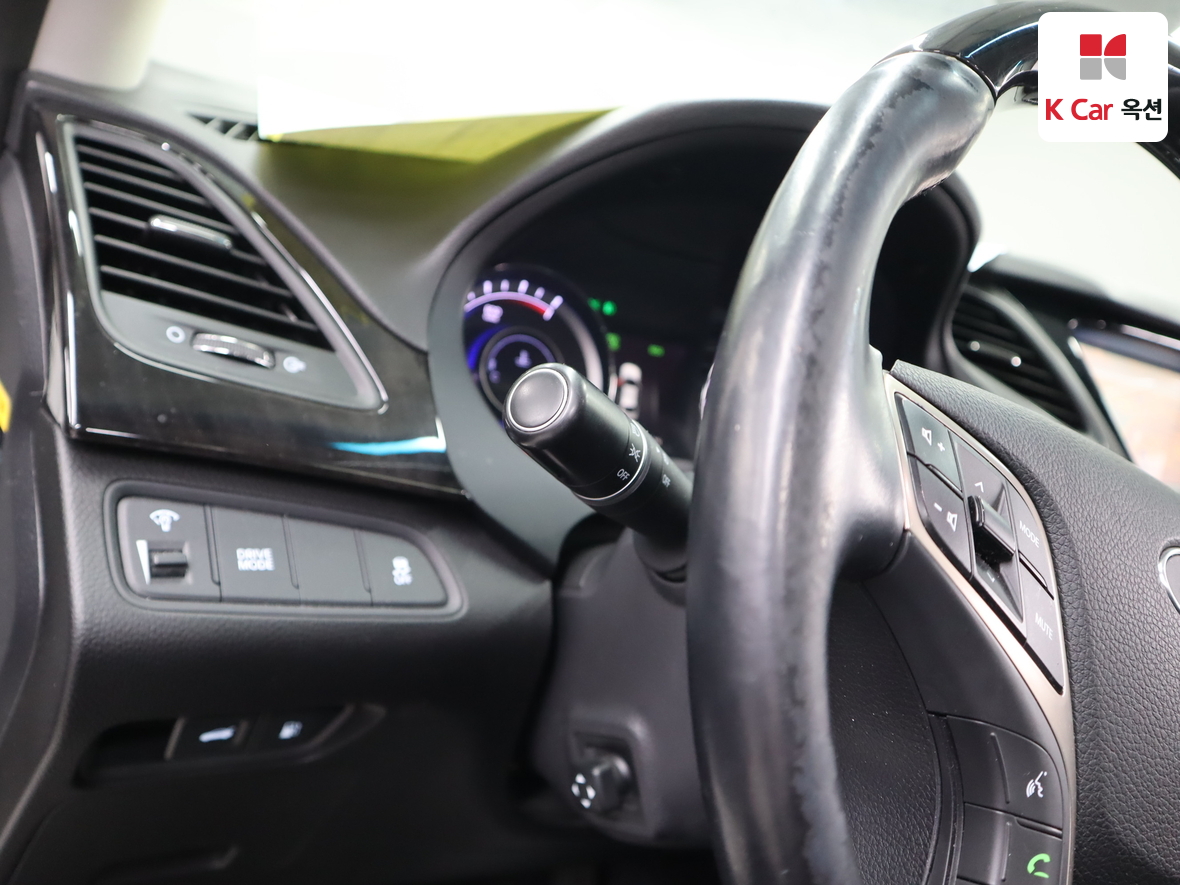 هيونداي أزيرا 2015 - صورة 9