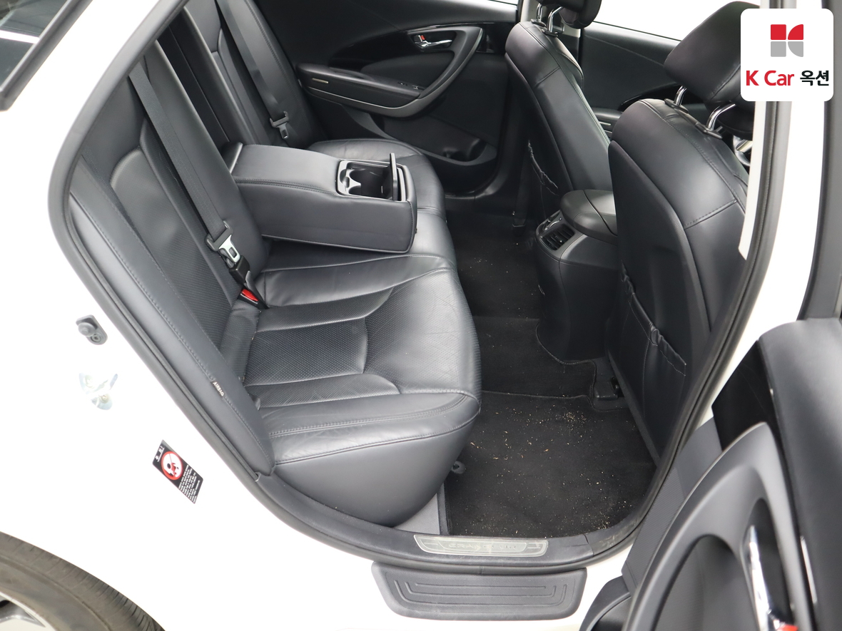 هيونداي أزيرا 2015 - صورة 30