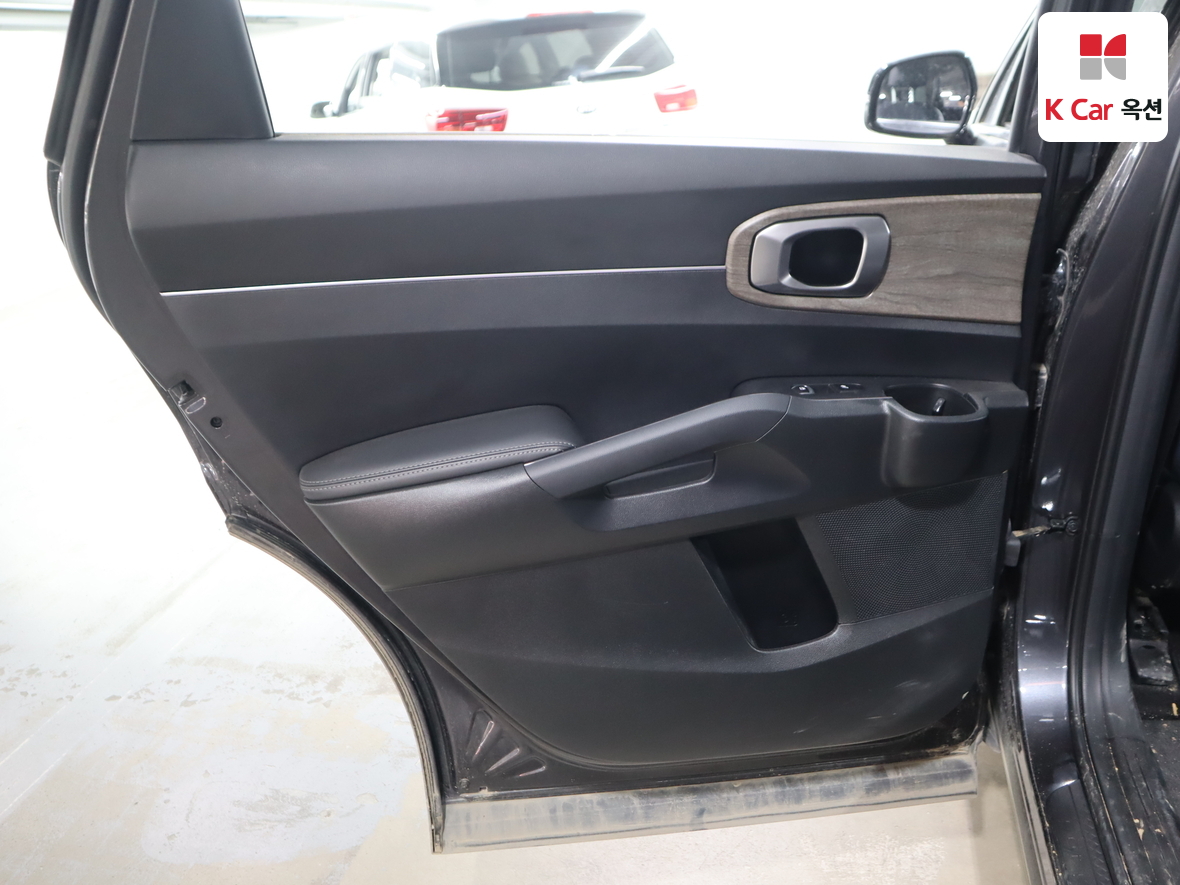 Kia Sorento 2023 - Image 22