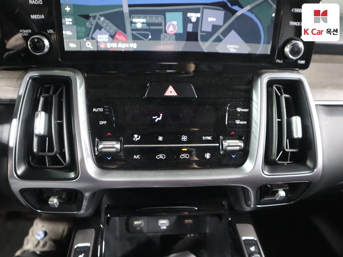 Kia Sorento 2023 - Image 15