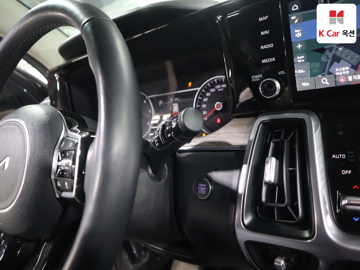 Kia Sorento 2023 - Image 11