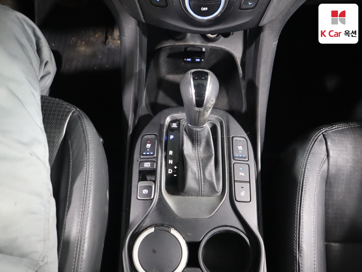 هيونداي سانتافي 2013 - صورة 17