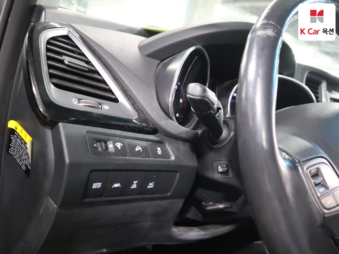 هيونداي سانتافي 2013 - صورة 9