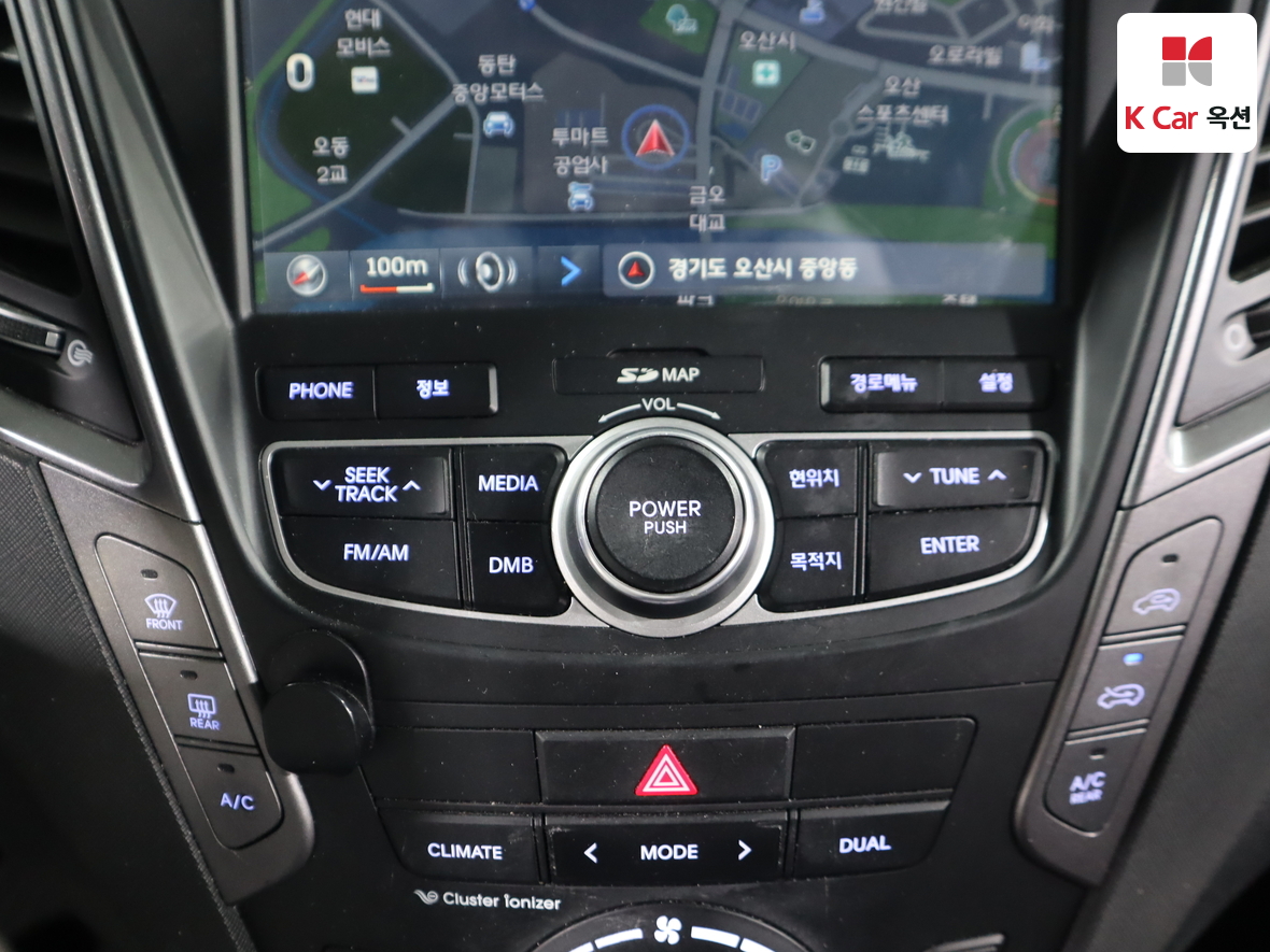 هيونداي سانتافي 2013 - صورة 15