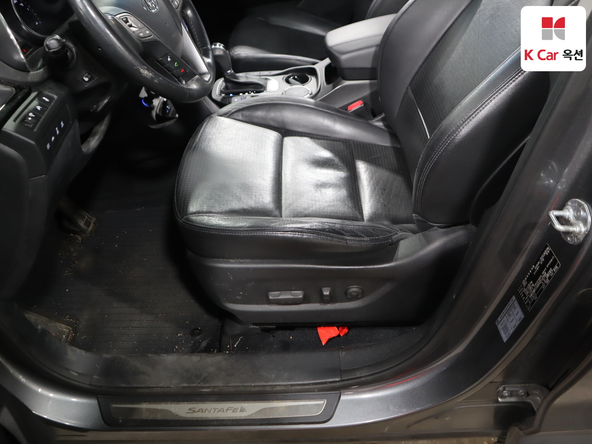 هيونداي سانتافي 2013 - صورة 19