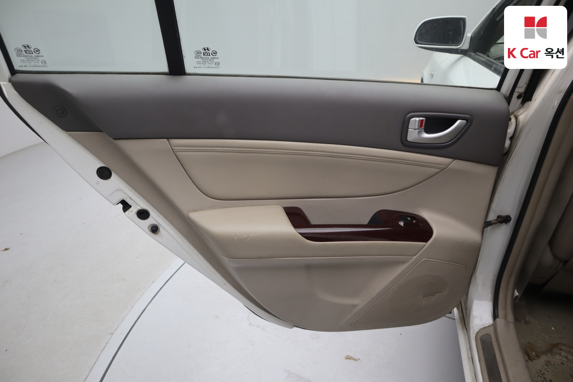 Hyundai Sonata 2007 - Image 20