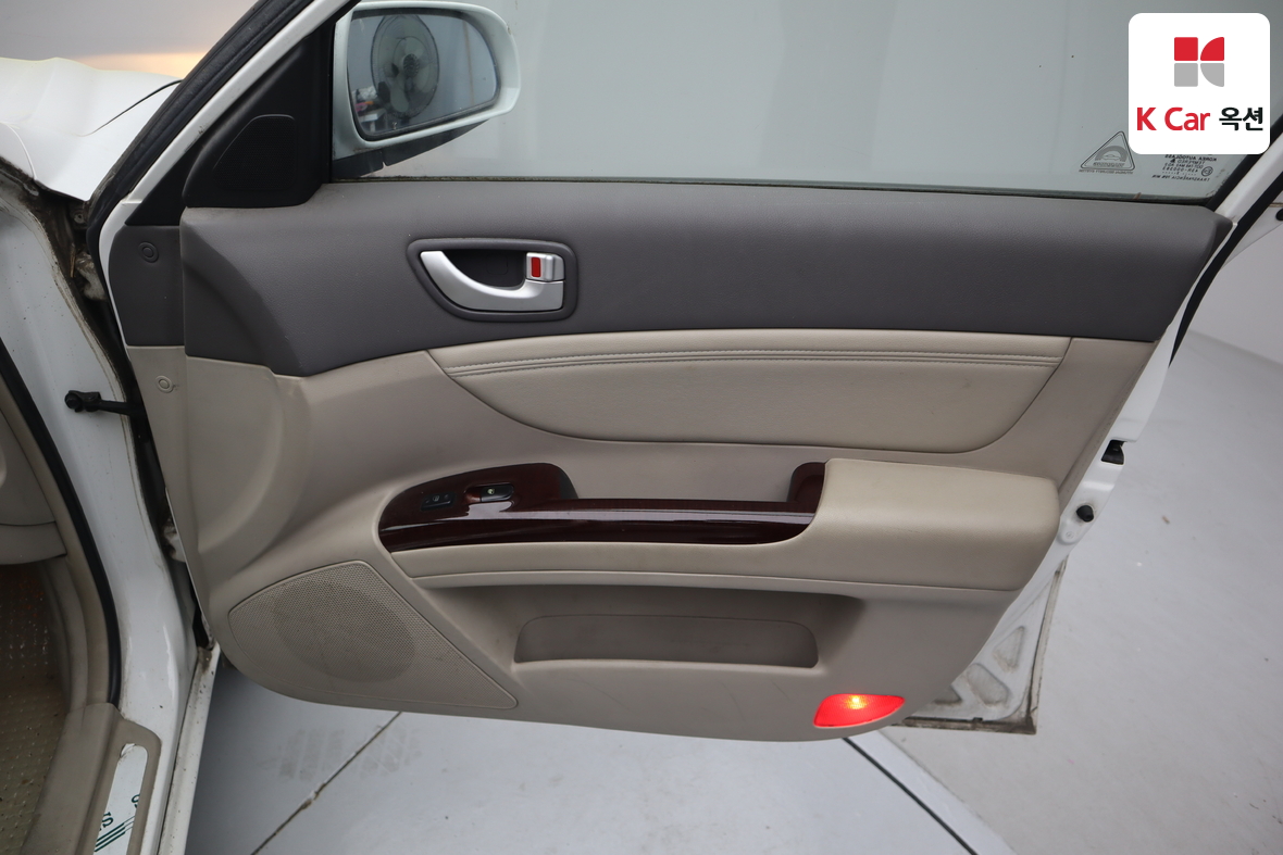 Hyundai Sonata 2007 - Image 26