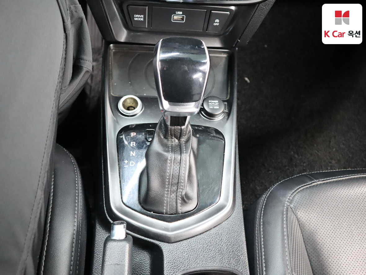 KG Mobility Tivoli - 16