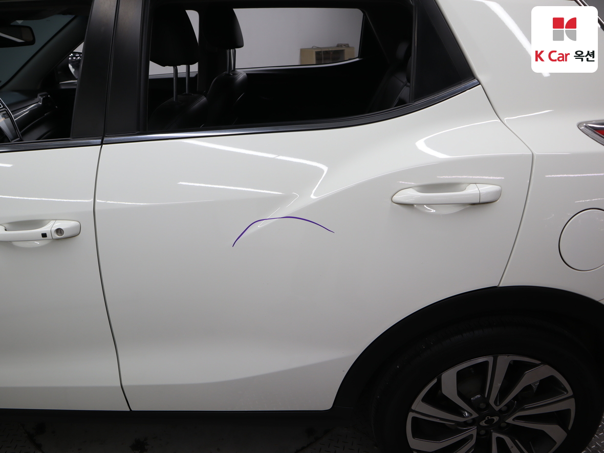 KG Mobility Tivoli - 38