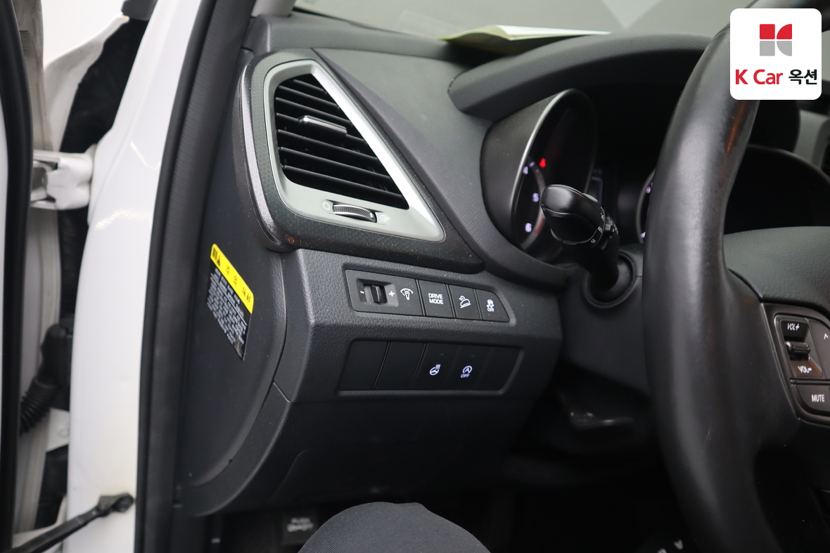 Hyundai Santa Fe 2016 - Image 9