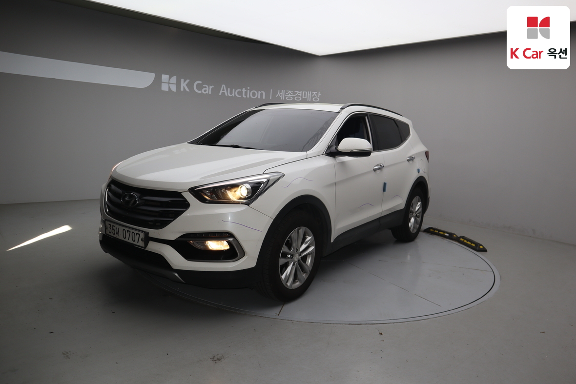 Hyundai Santa Fe 2016 - Image 1