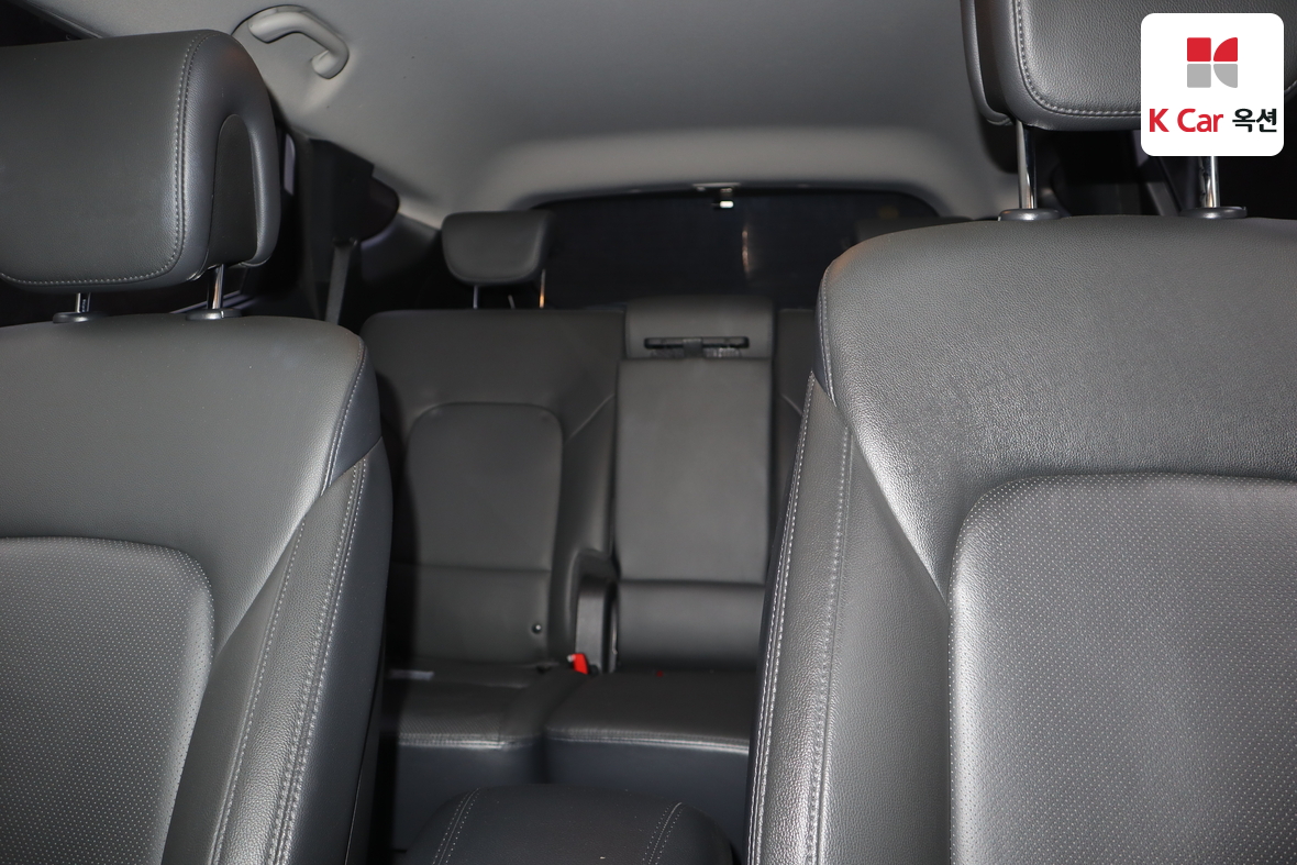 Hyundai Santa Fe 2016 - Image 17