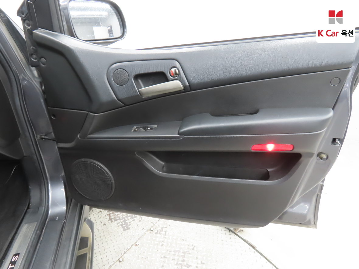 سانج يونج كوراندو سبورت 2017 - صورة 29