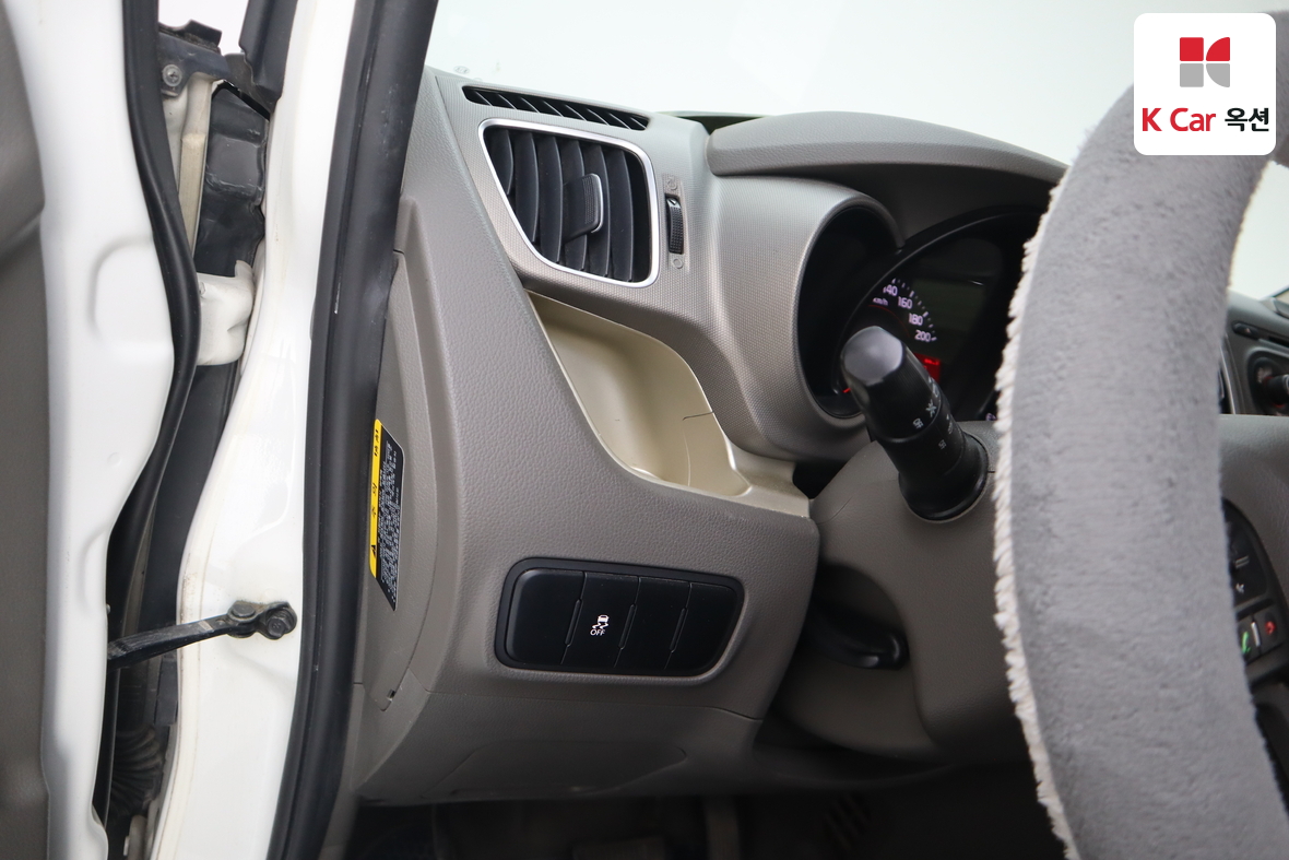 Kia Ray 2012 - Image 9