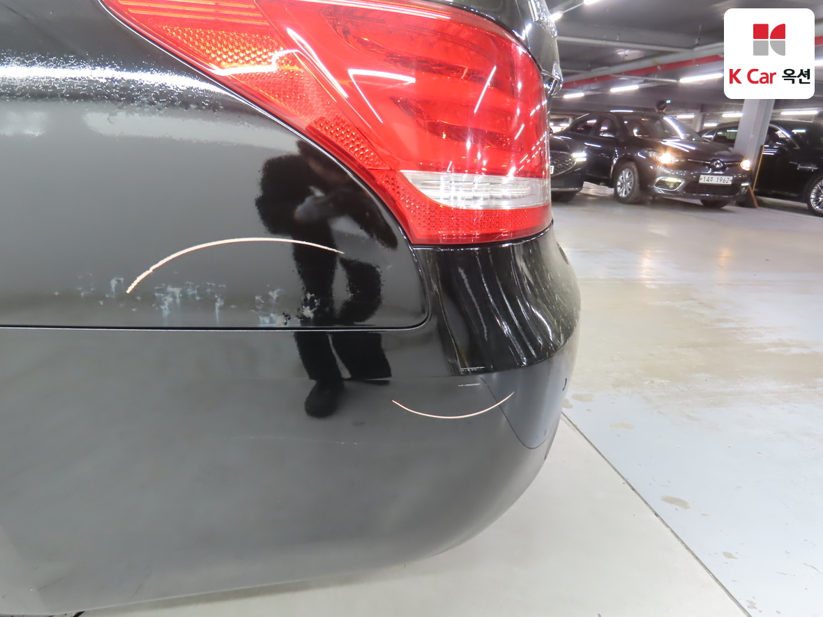 هيونداي إيكوس 2014 - صورة 40