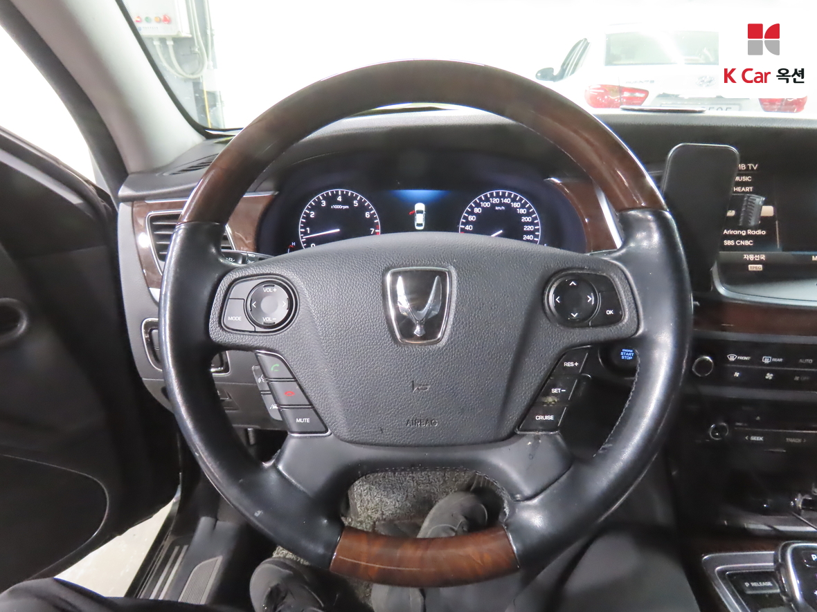 هيونداي إيكوس 2014 - صورة 10