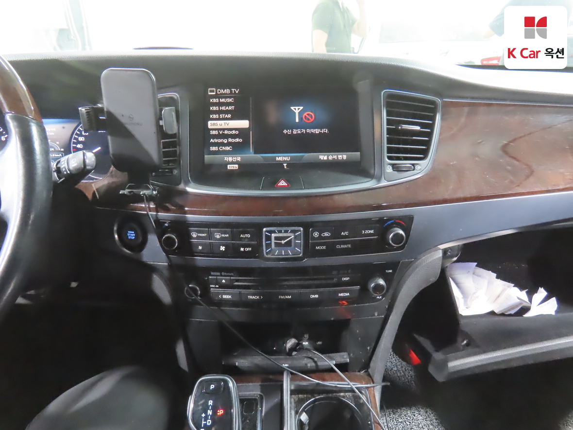 هيونداي إيكوس 2014 - صورة 6