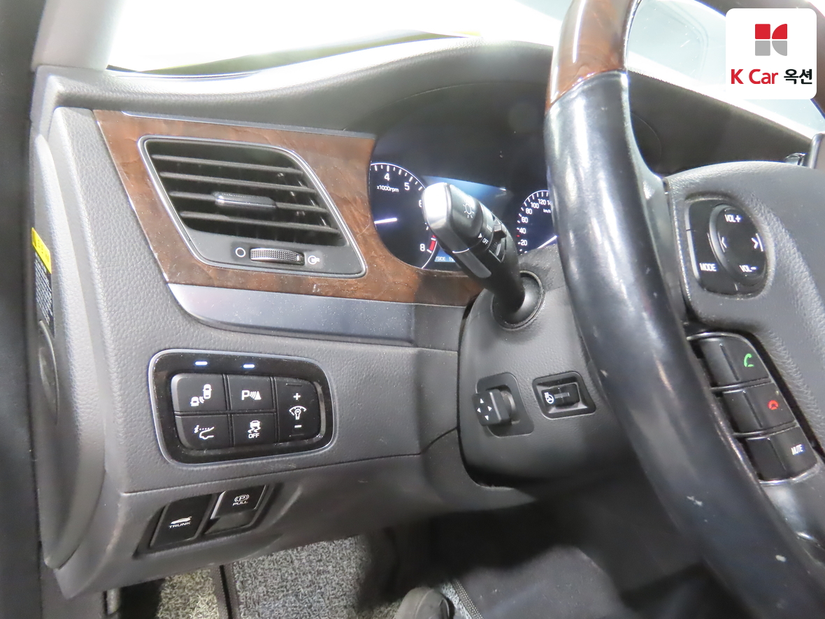 هيونداي إيكوس 2014 - صورة 9