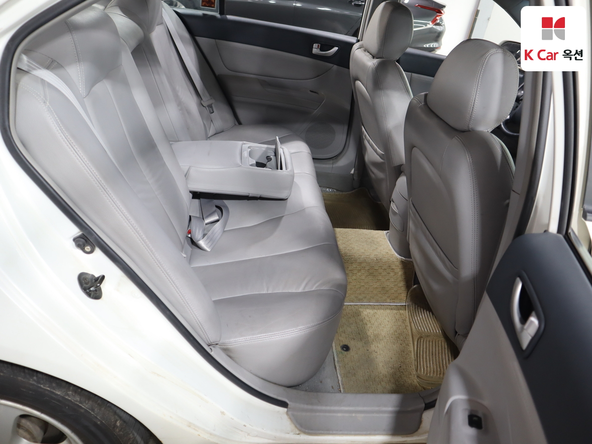 هيونداي سوناتا 2006 - صورة 27