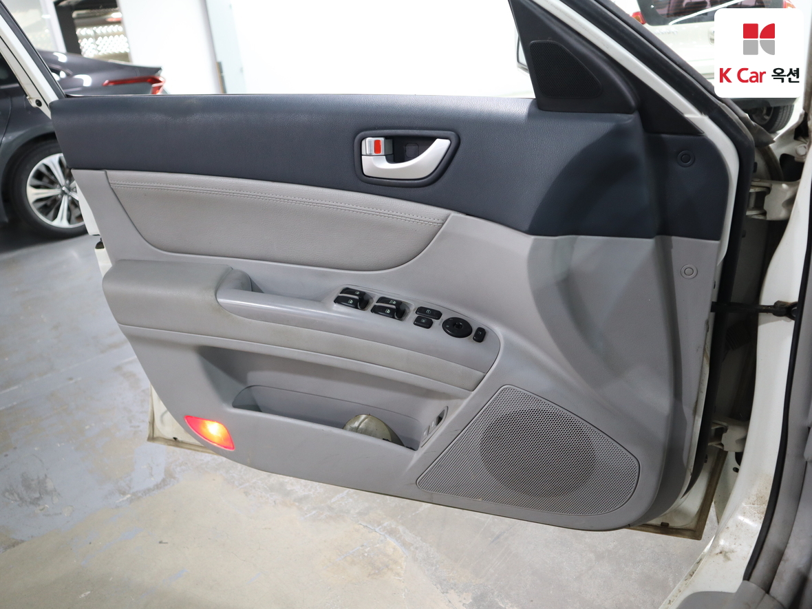 هيونداي سوناتا 2006 - صورة 8