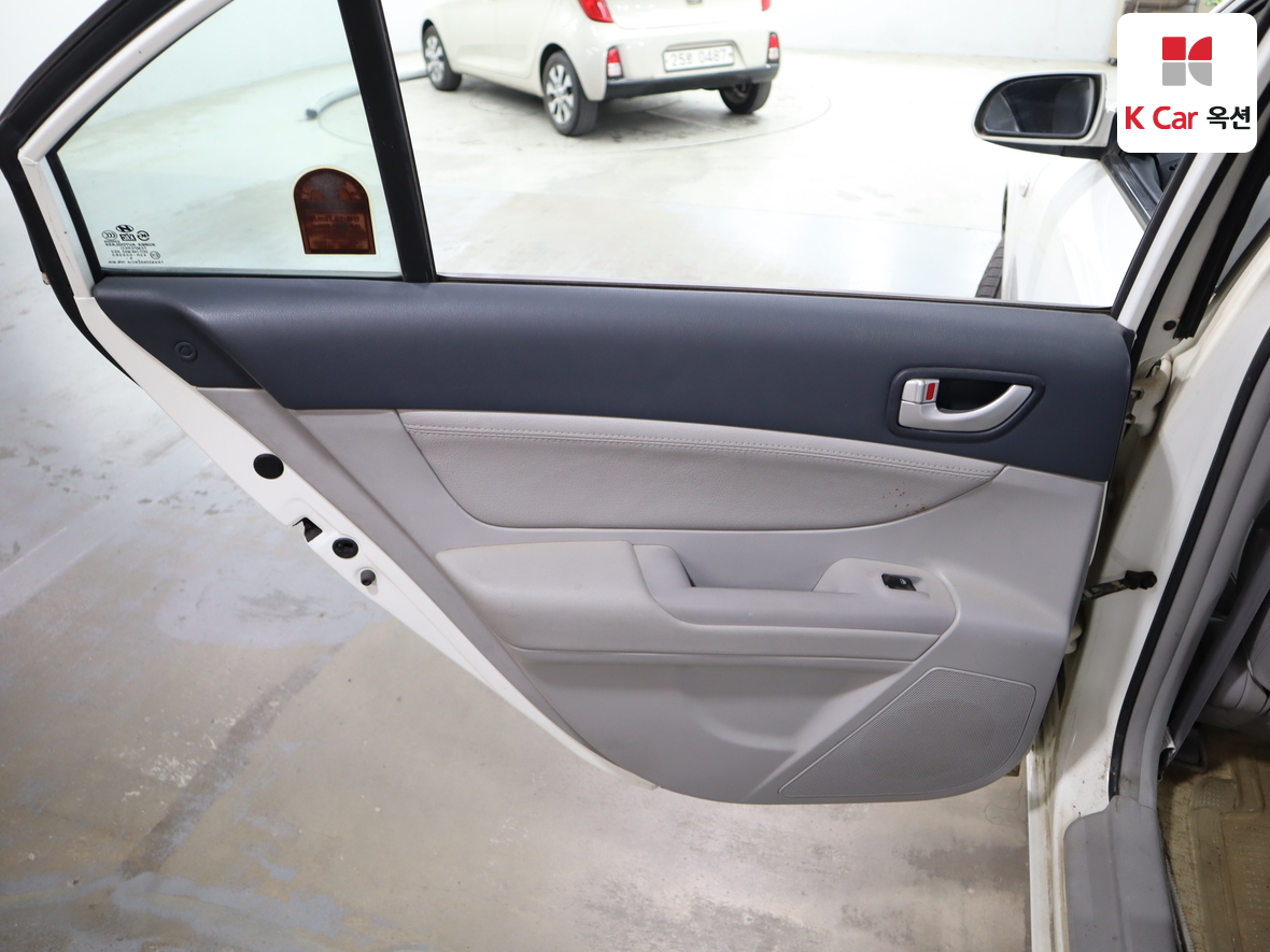 هيونداي سوناتا 2006 - صورة 22