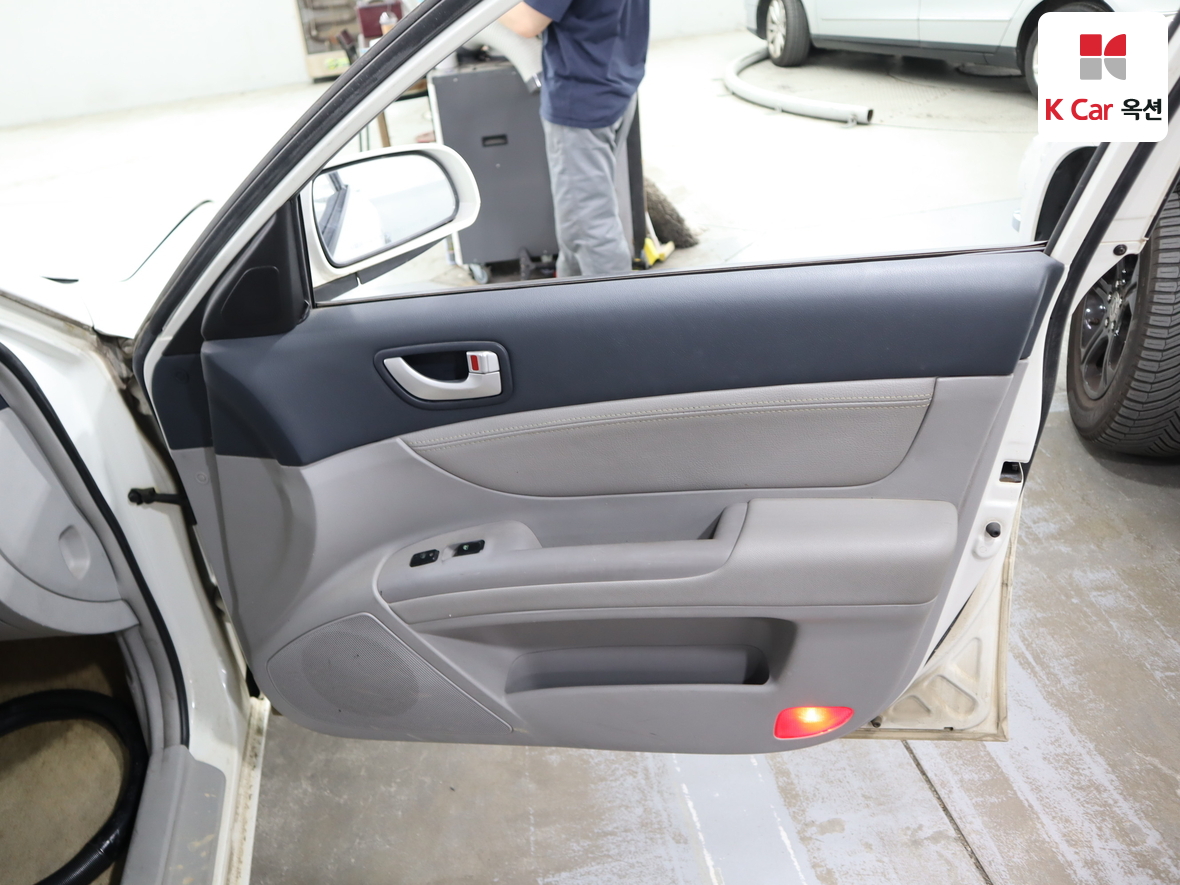 هيونداي سوناتا 2006 - صورة 28