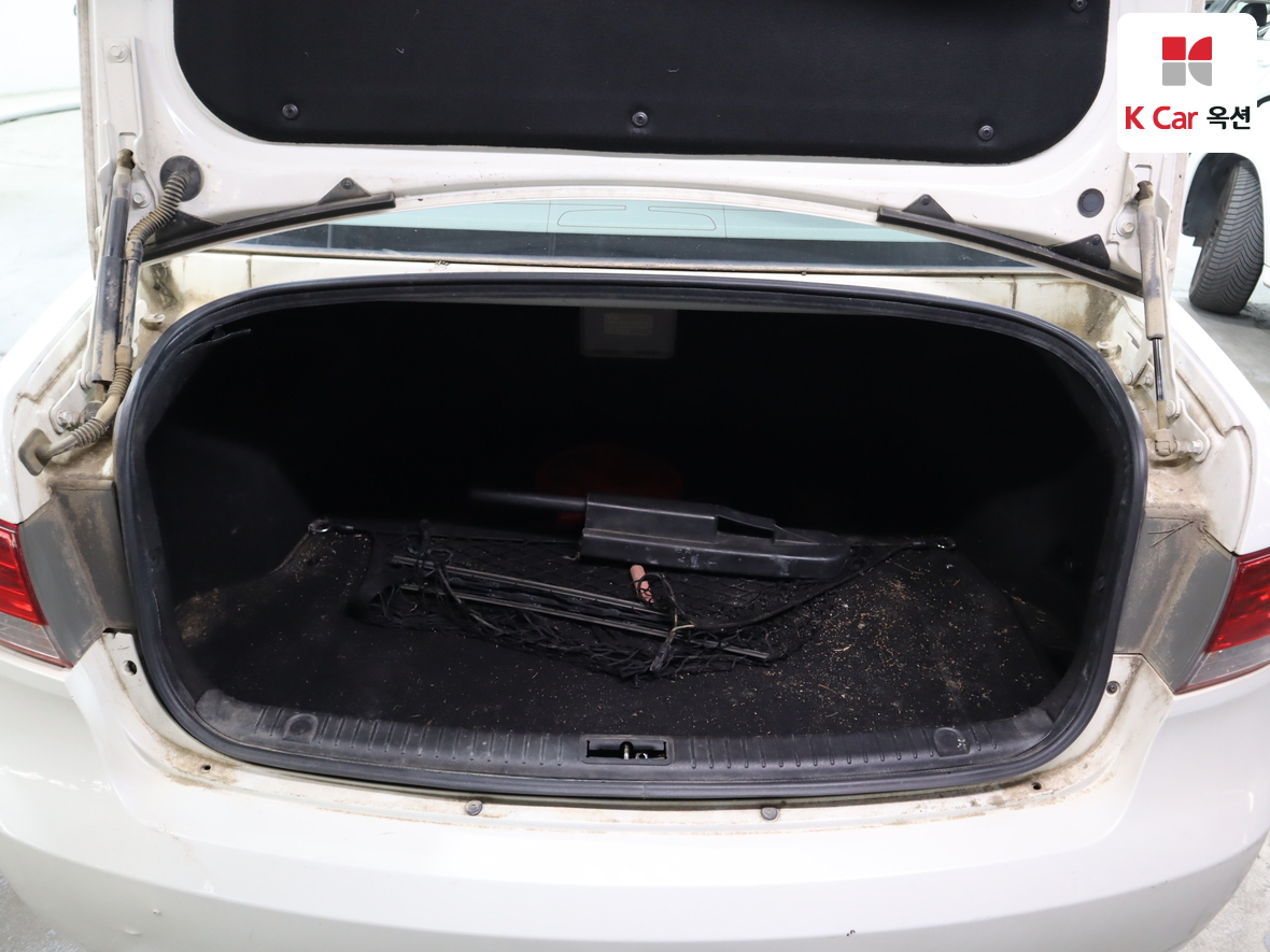 هيونداي سوناتا 2006 - صورة 25