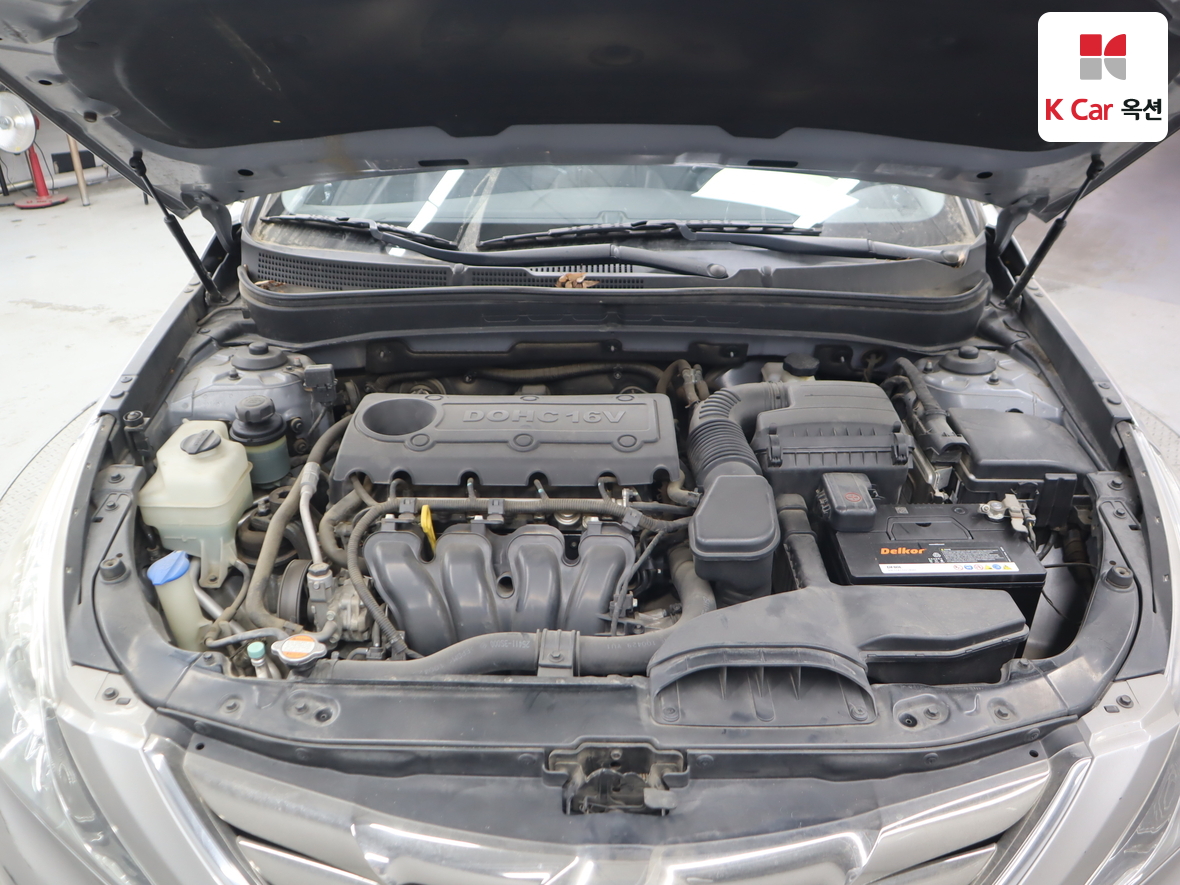 هيونداي سوناتا 2010 - صورة 32