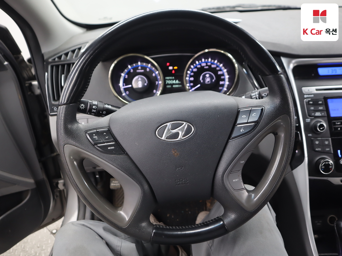 هيونداي سوناتا 2010 - صورة 10