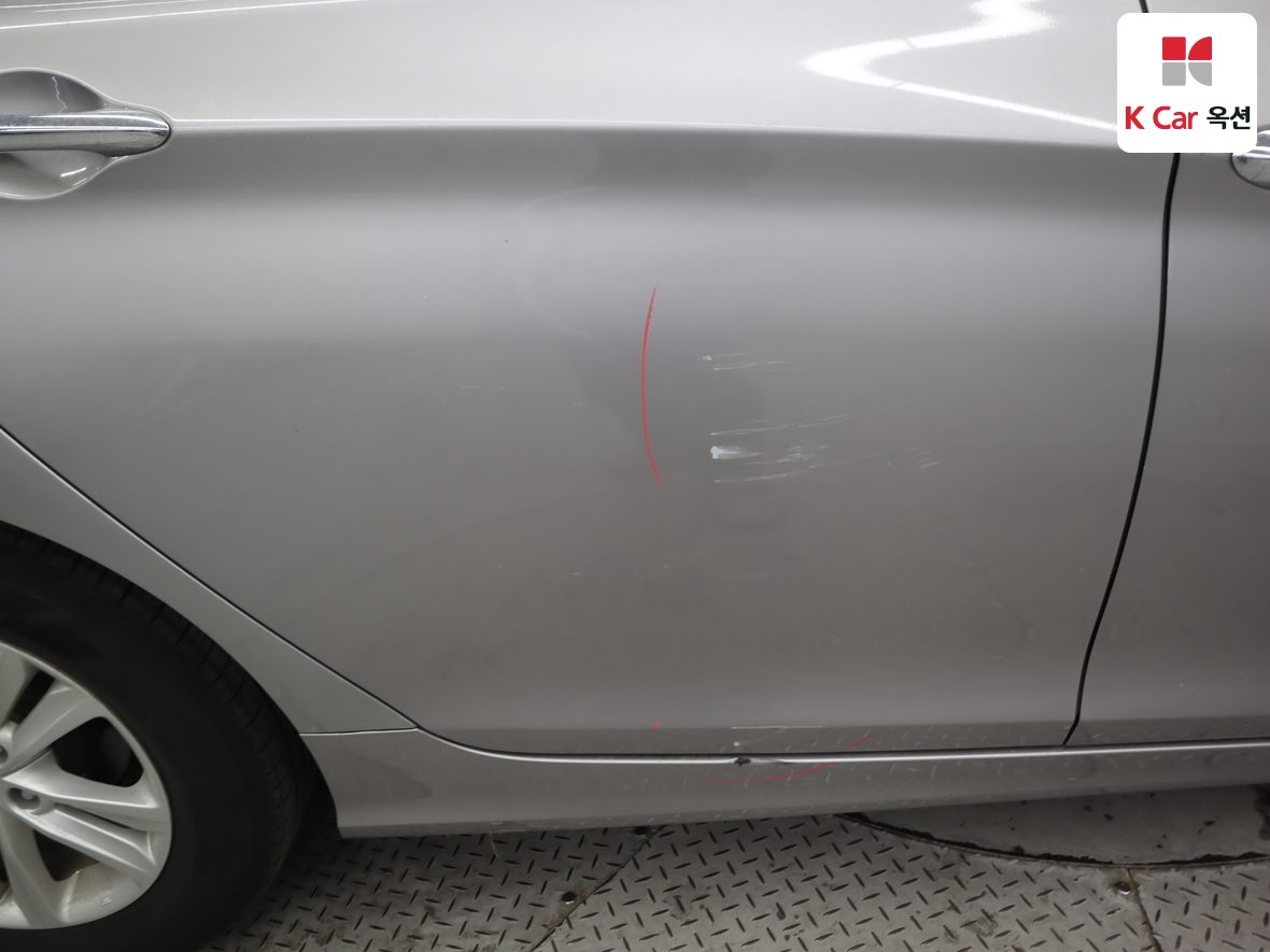 هيونداي سوناتا 2010 - صورة 39