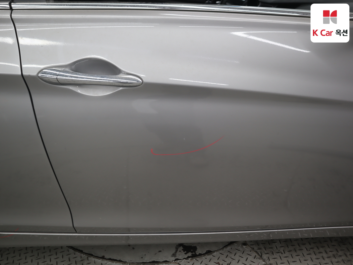 هيونداي سوناتا 2010 - صورة 40