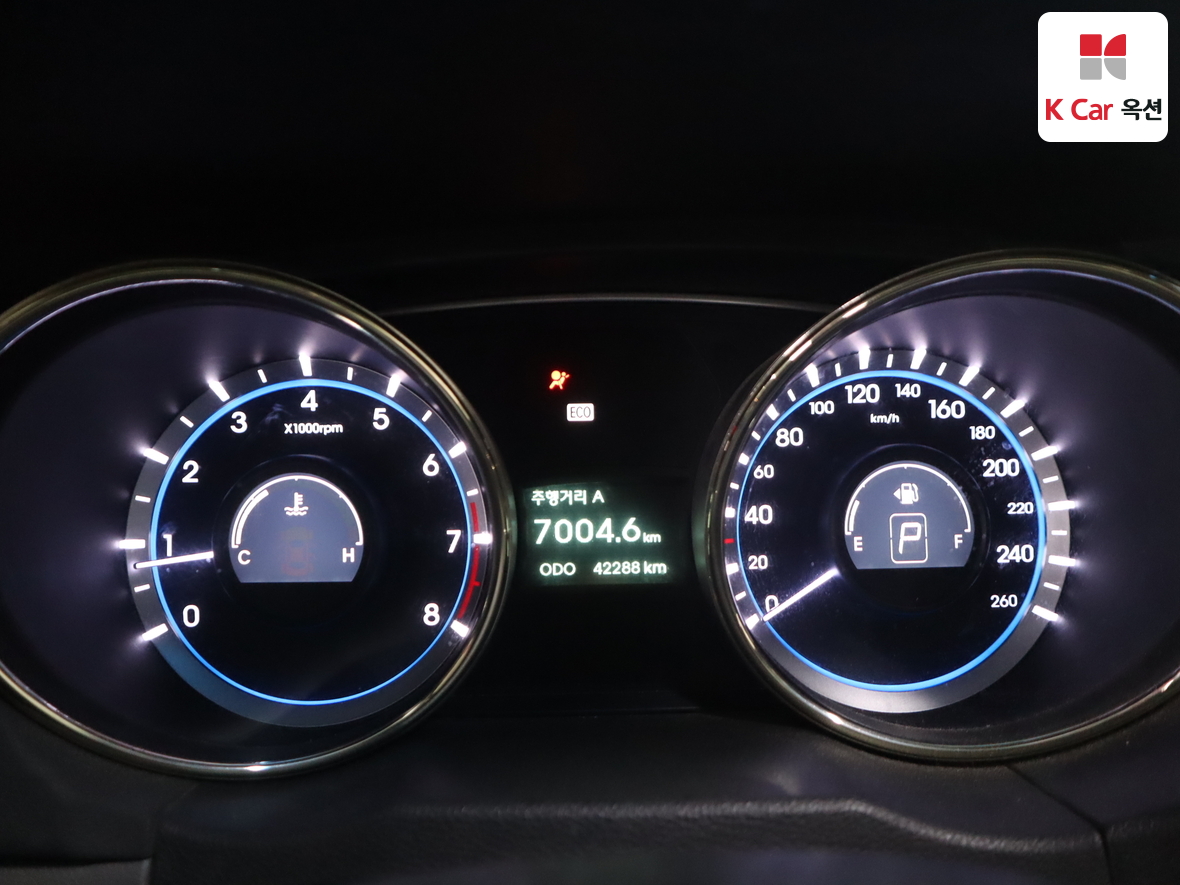 هيونداي سوناتا 2010 - صورة 5