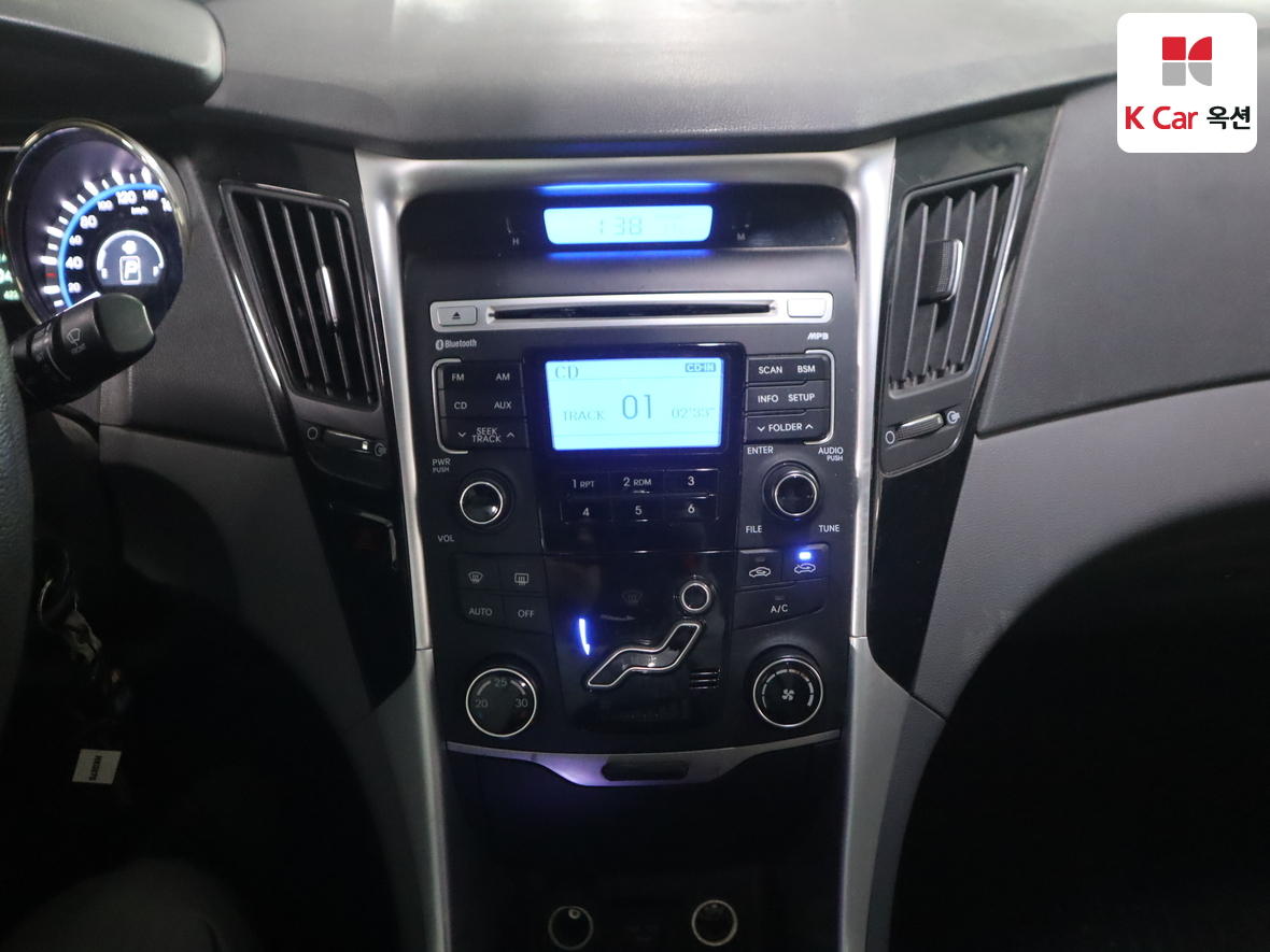 هيونداي سوناتا 2010 - صورة 6