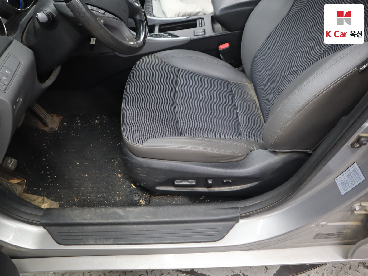 هيونداي سوناتا 2010 - صورة 17