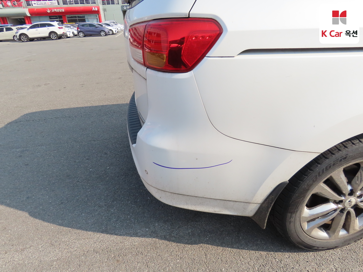 Kia New Carnival 2017 - Image 41